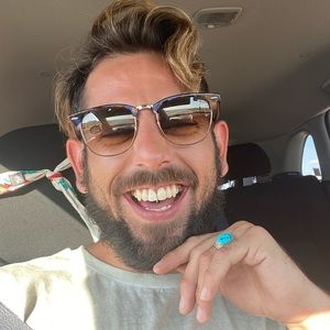 Meet your Posher, William